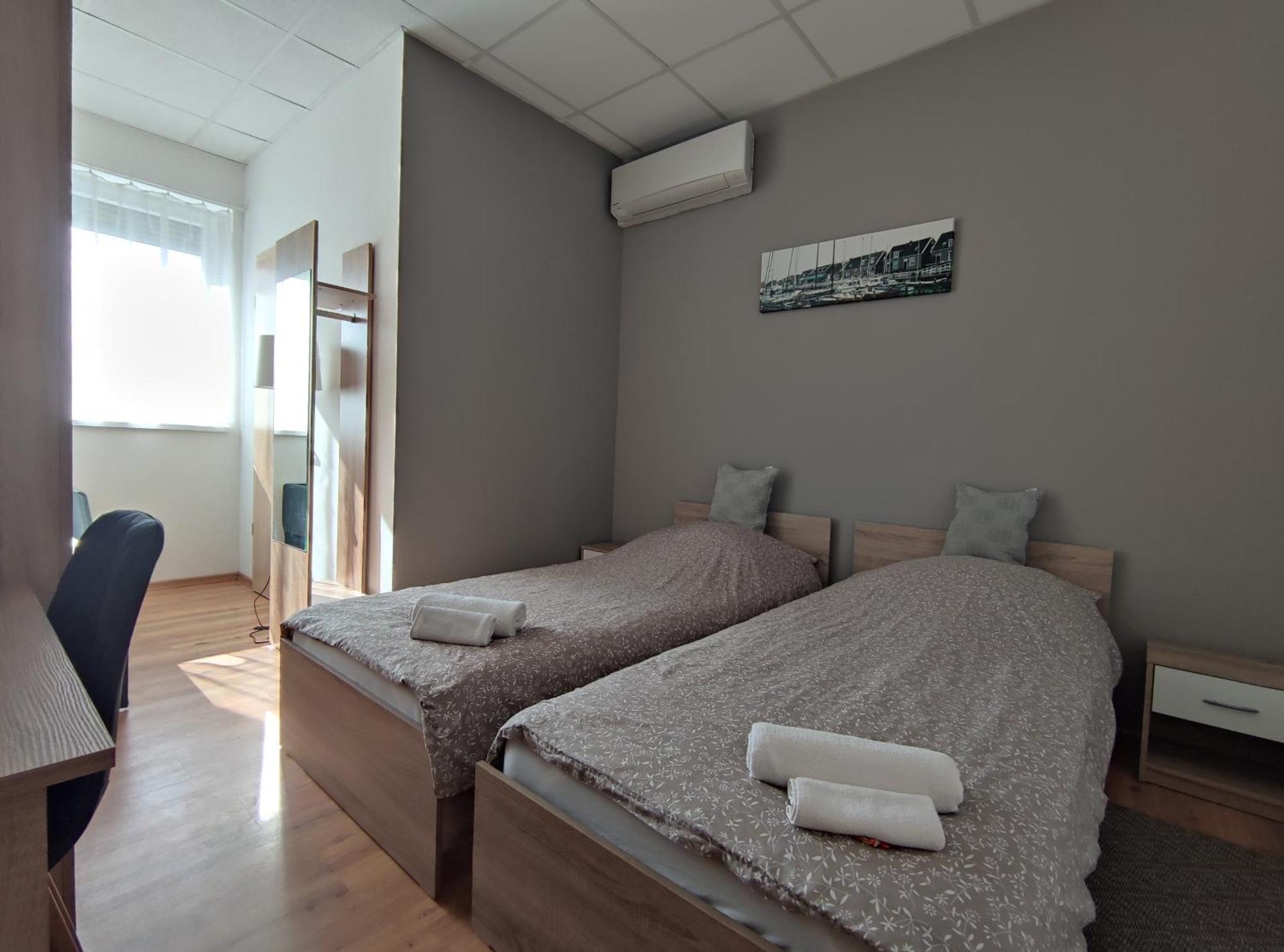 Szilas Park Motel Nagytarcsa Buitenkant foto